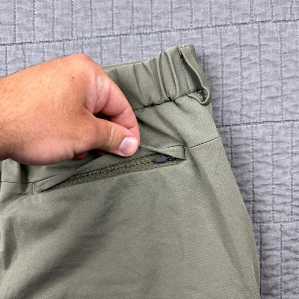 Banana Republic‎ Luxe City Shorts Mens 31 Tan Stretch Tech Utility 8in Minimal